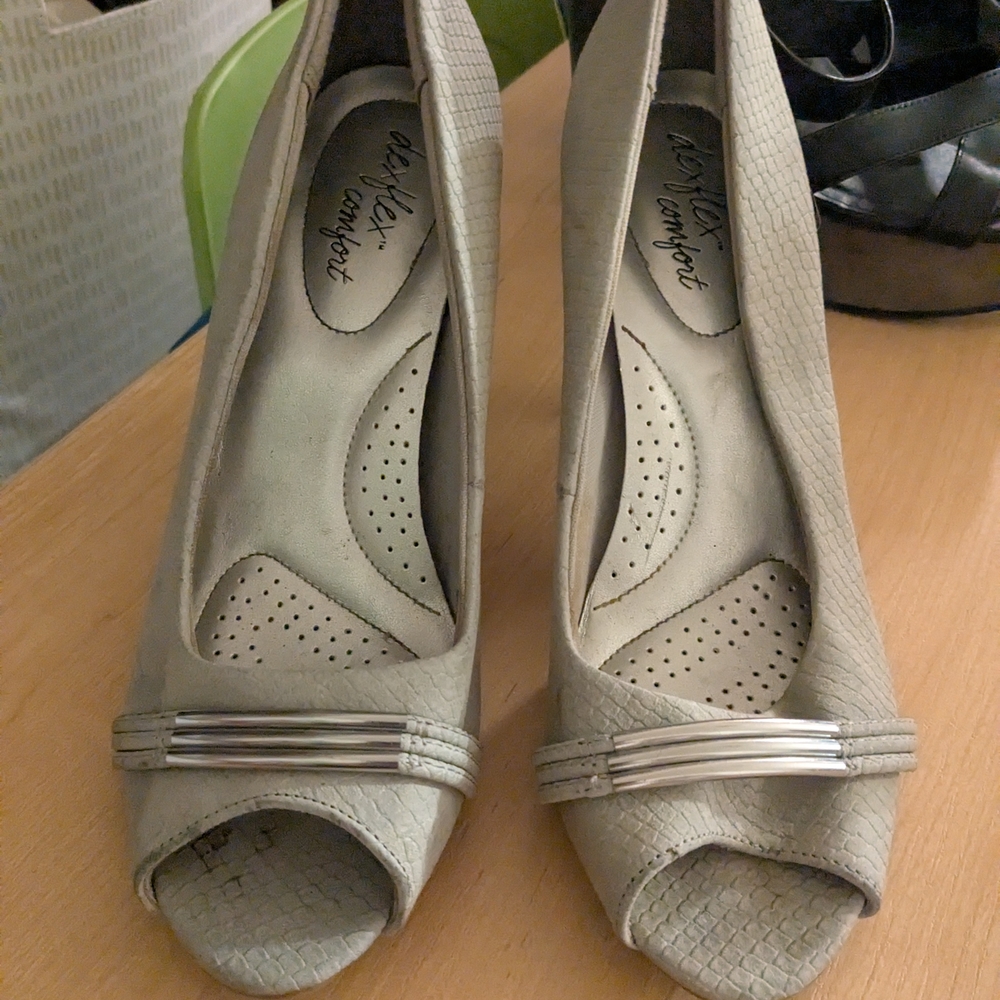 Easy Street Taupe Peep-Toe Heels
